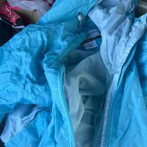 columbia windbreaker